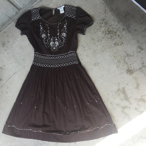 Sweet Girly Smocked Dress - Picture 2 of 15